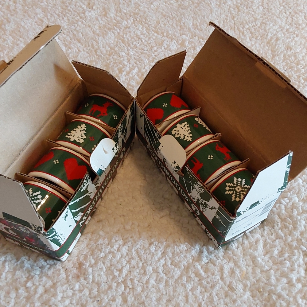 🌺 2 Sets (4 each) Northwoods Ceramic Napkin Rings